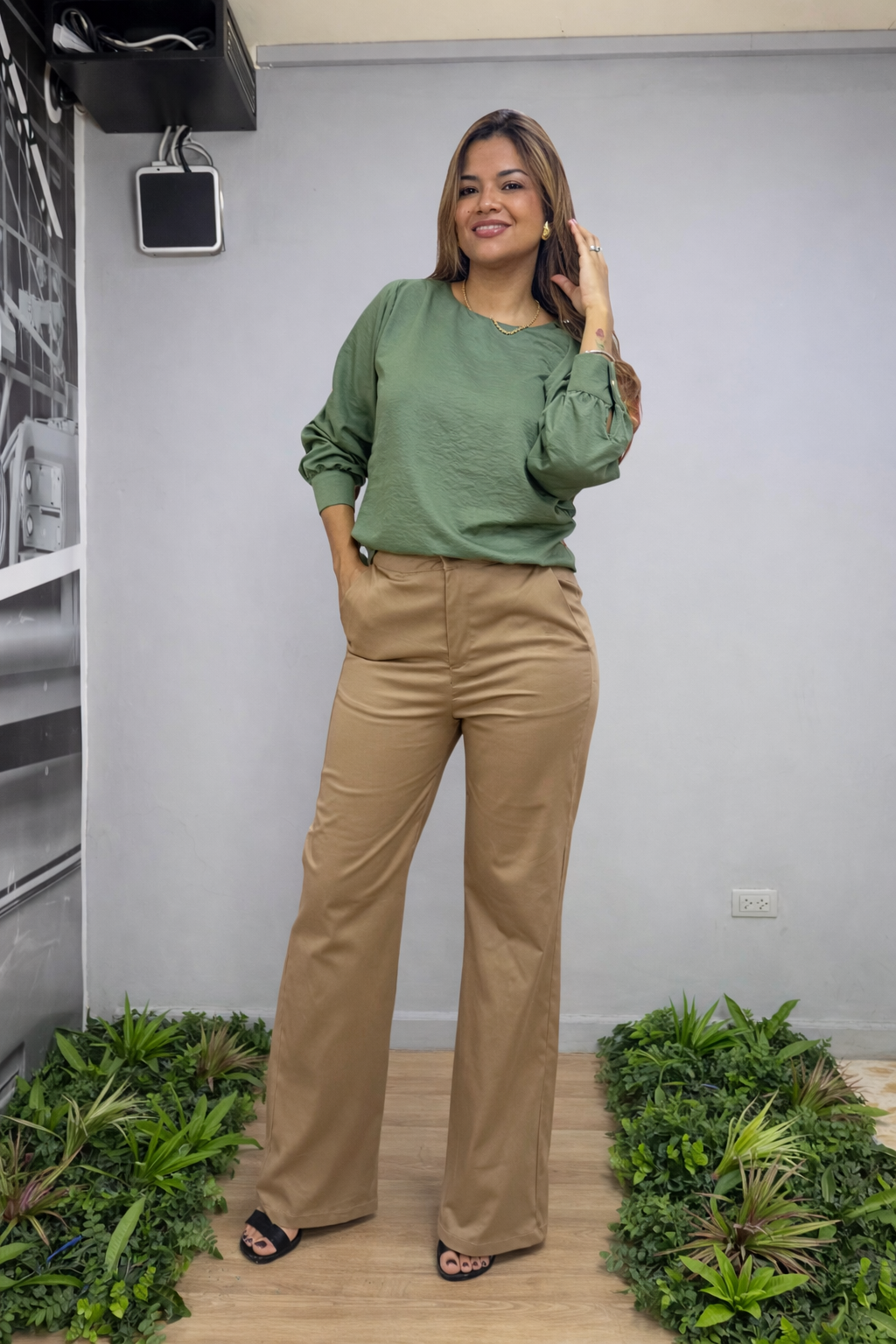 Pantalón Naia Kaki